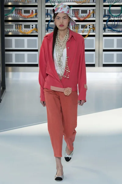 Look 40